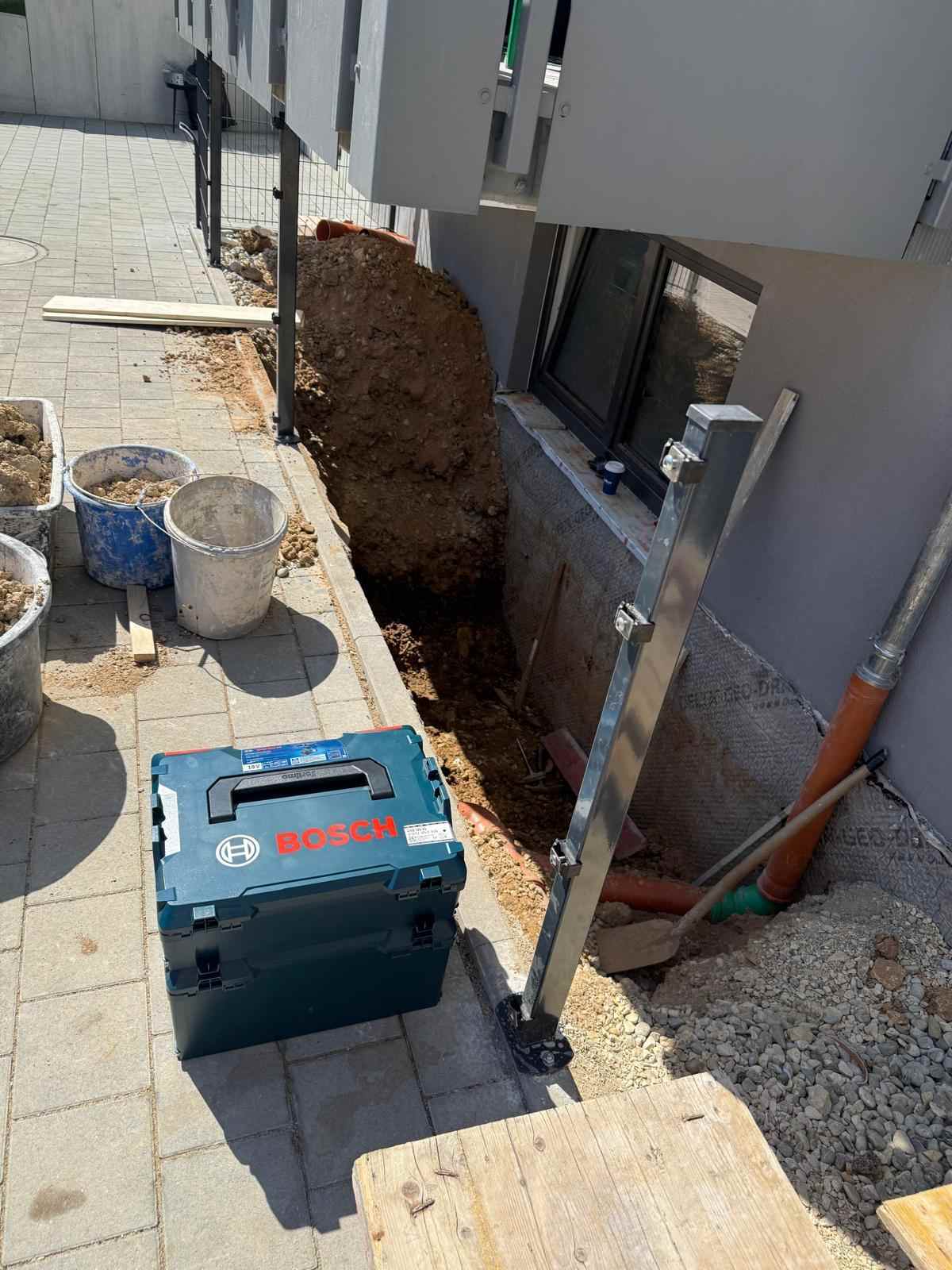 Außenanlagen, Pflaster- & Poolbau – Projektfoto